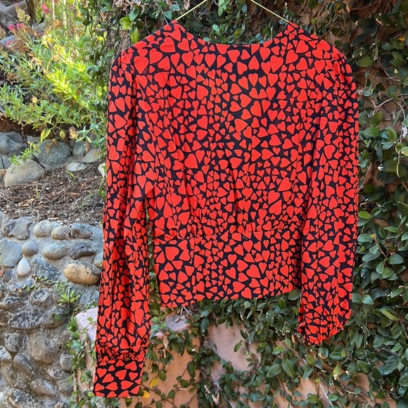 Realisation par red silk heart blouse - their first collection, size small - Picture 4 of 8